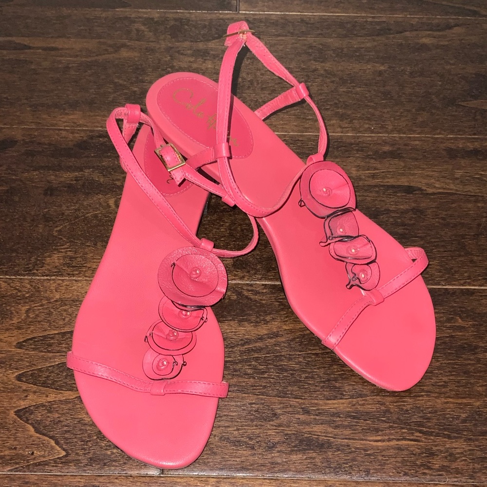 Cole Haan Air Halsey Salmon Color Leather T-Strap Sandals Flats Size 8.5